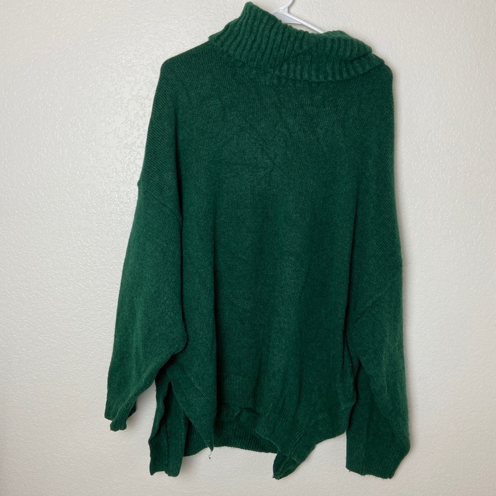 Green Oversized Sweater -Ribbed Turtleneck Sweater